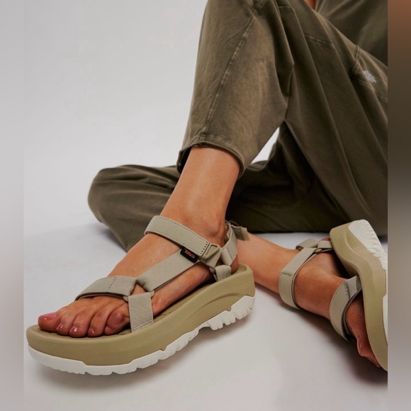 Teva Shoes - Teva Hurricane XLT Ampsole platform Sandals in color eucalyptus women’s 8